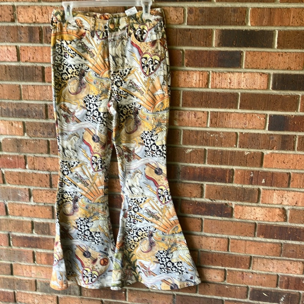 Lainey Wilson Wrangler Jeans new without tags